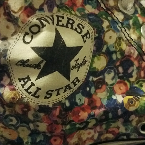 Converse - Picture 3 of 3